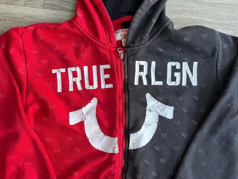 True Religion Zip Up Hoodie Size XL Red Black Split Logo - Picture 2 of 5